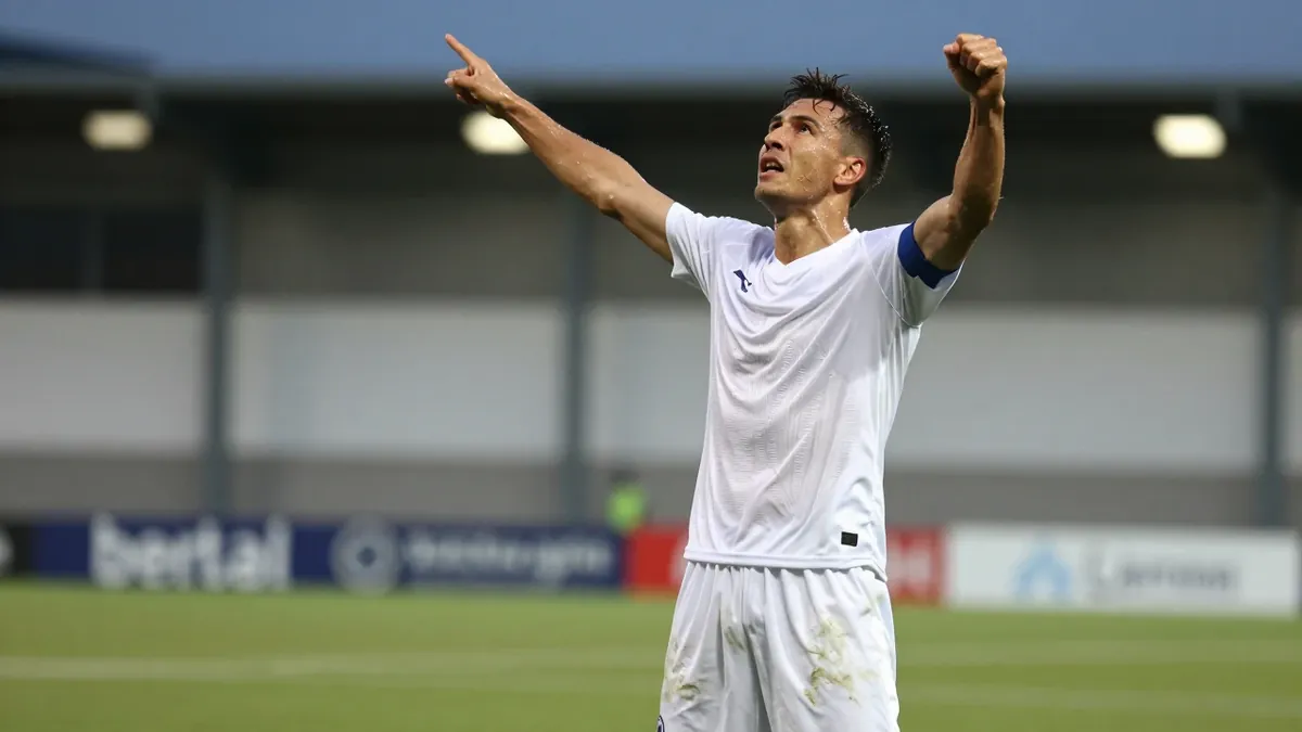 Truro City manager John Askey called their 1-1 draw with Walton & Hersham the team's worst display of the season...