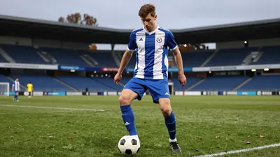Truro City Signs Harry Charsley and Shaun Donnellan to Boost Squad